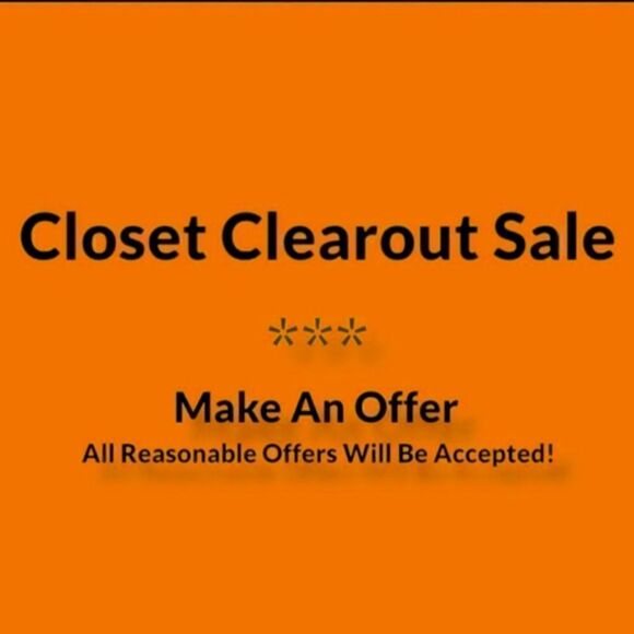 🥳CLOSET CLEAROUT SALE! ALL REASONABLE OFFERS ACCEPTED🥳 - Picture 1 of 1